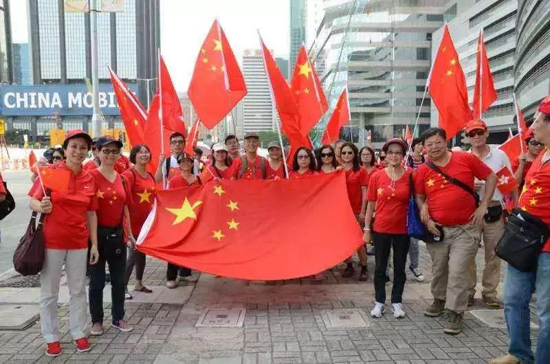 张家界市与省远景经济发展研究院举行座谈